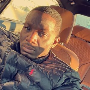 Meet your Posher, Elvis